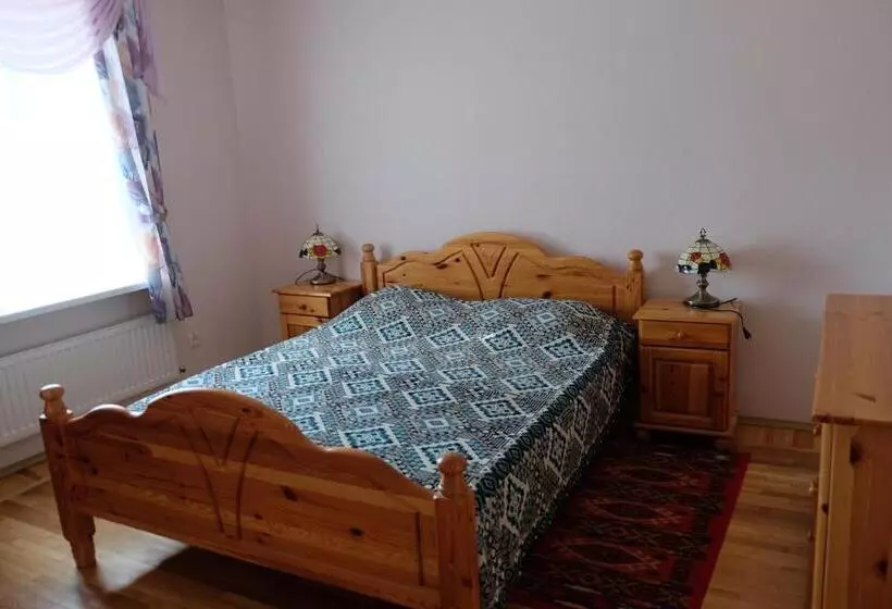 هتل Majori Guesthouse