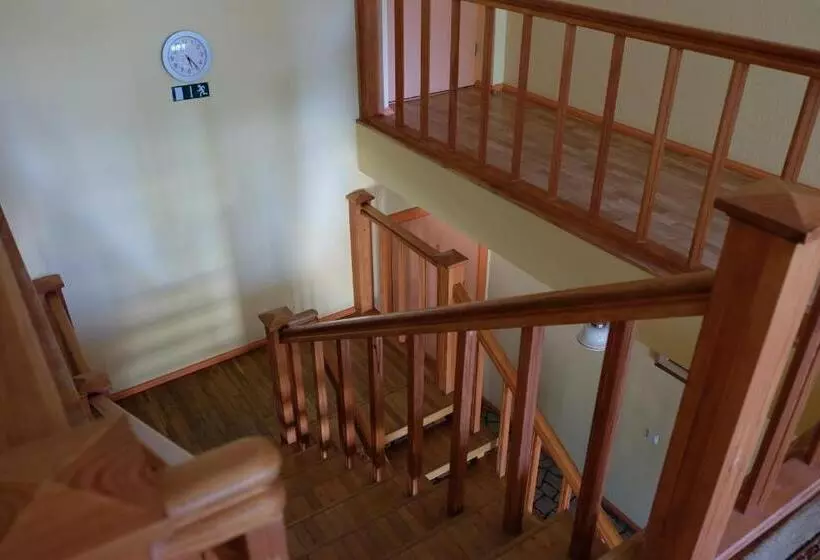 هتل Majori Guesthouse