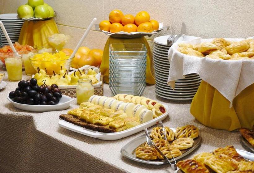 Gardi Hotel & Suites