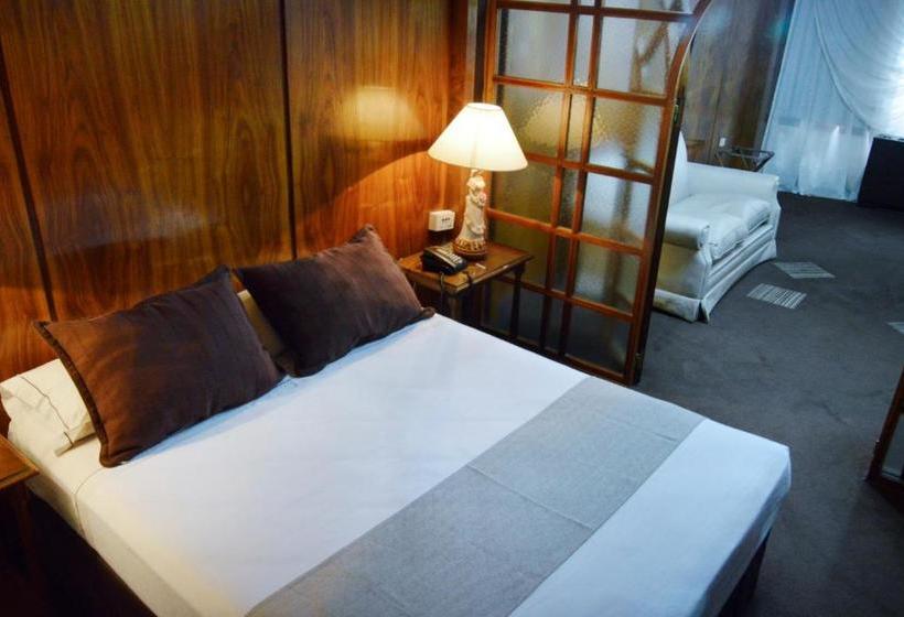 Gardi Hotel & Suites