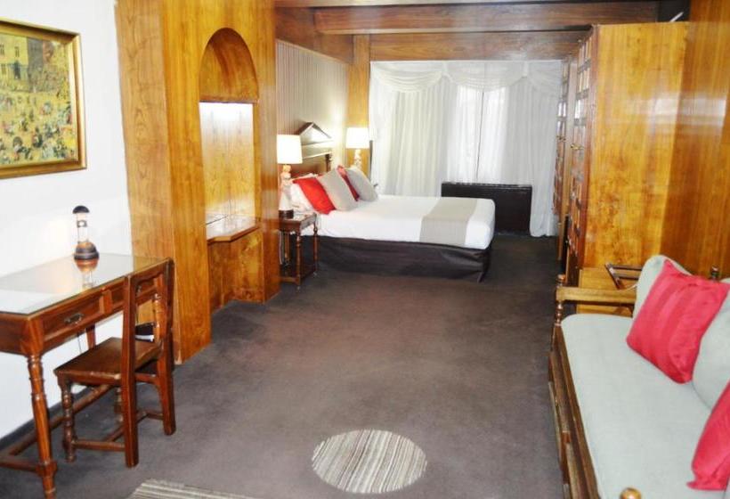 Gardi Hotel & Suites