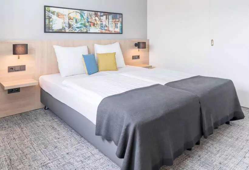 호텔 Ramada By Wyndham Flensburg City