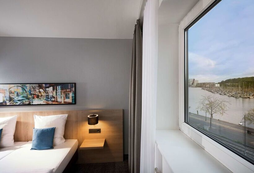 فندق Ramada By Wyndham Flensburg City