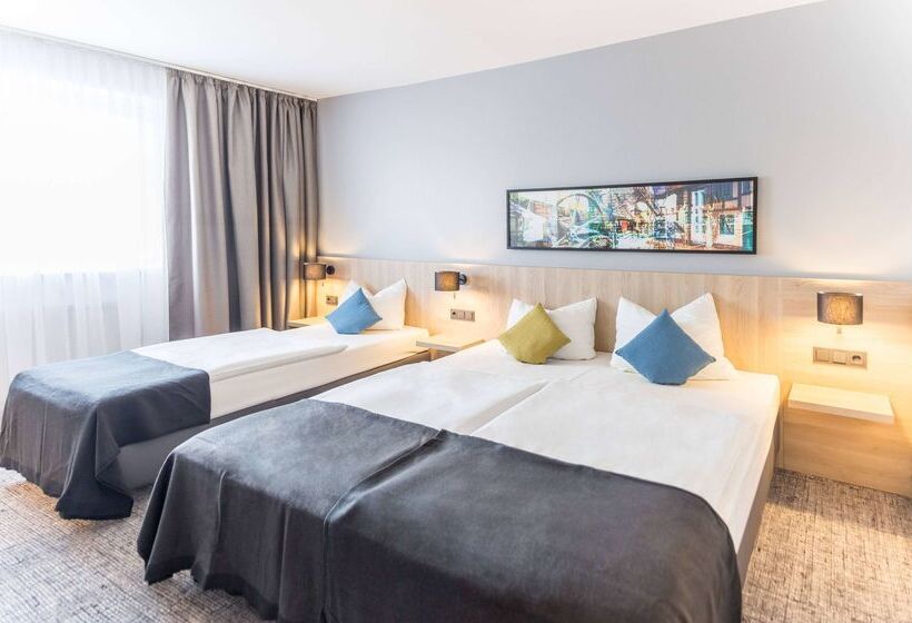 فندق Ramada By Wyndham Flensburg City