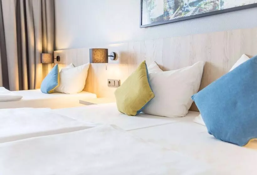 호텔 Ramada By Wyndham Flensburg City