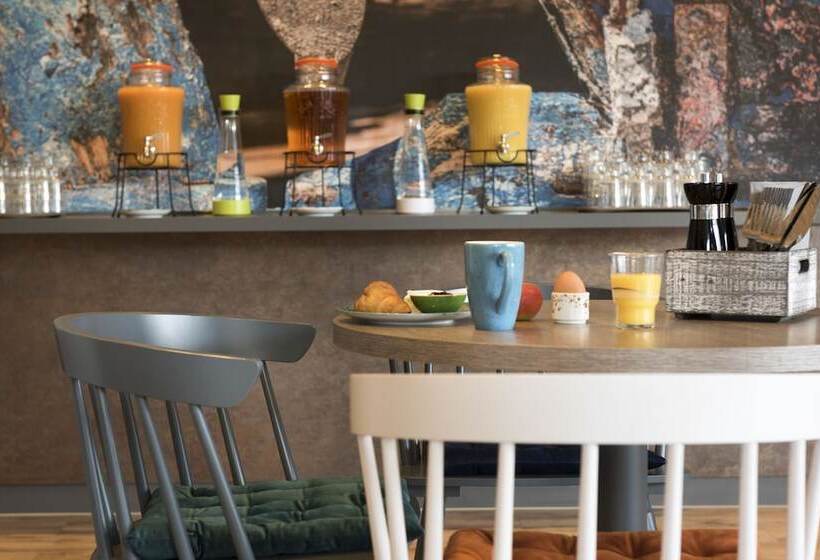 فندق Ramada By Wyndham Flensburg City