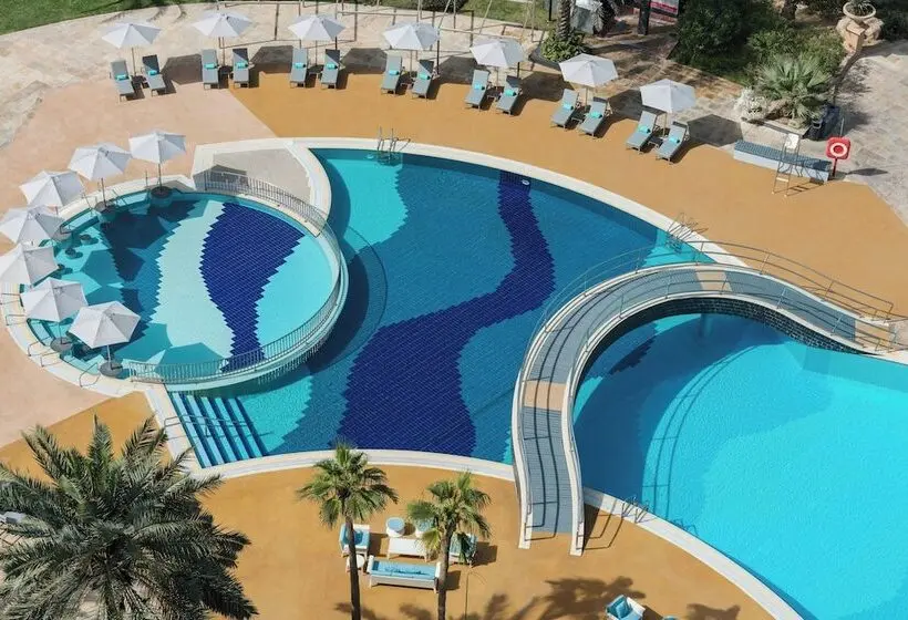 Le Royal Meridien Beach Resort & Spa Dubai
