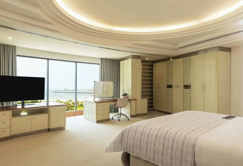 Le Royal Meridien Beach Resort & Spa Dubai