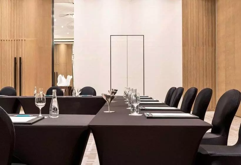 Le Royal Meridien Beach Resort & Spa Dubai