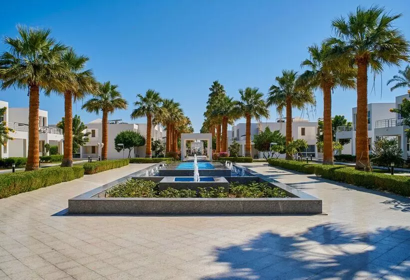 Maritim Jolie Ville Resort & Casino