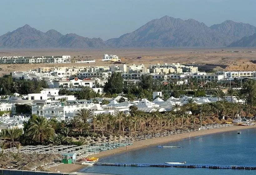 Maritim Jolie Ville Resort & Casino