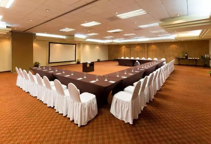 Villa Del Palmar Beach Resort & Spa