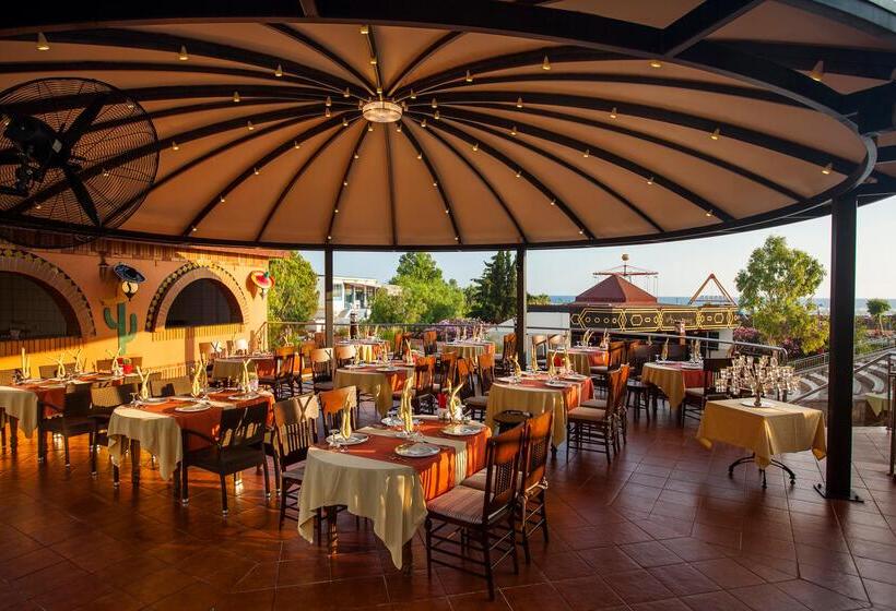 Club Hotel Turan Prince World Kids Concept