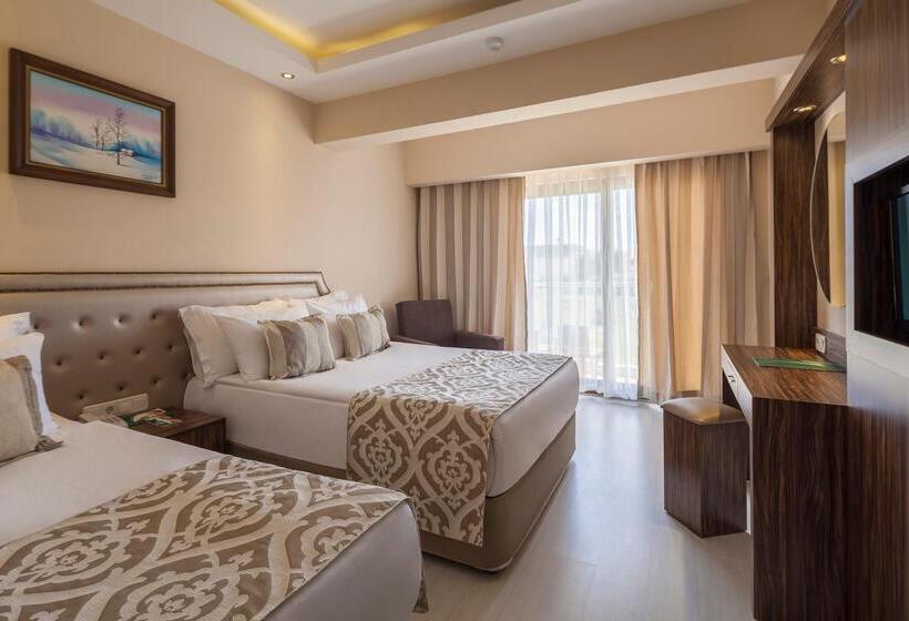 Club Hotel Turan Prince World Kids Concept