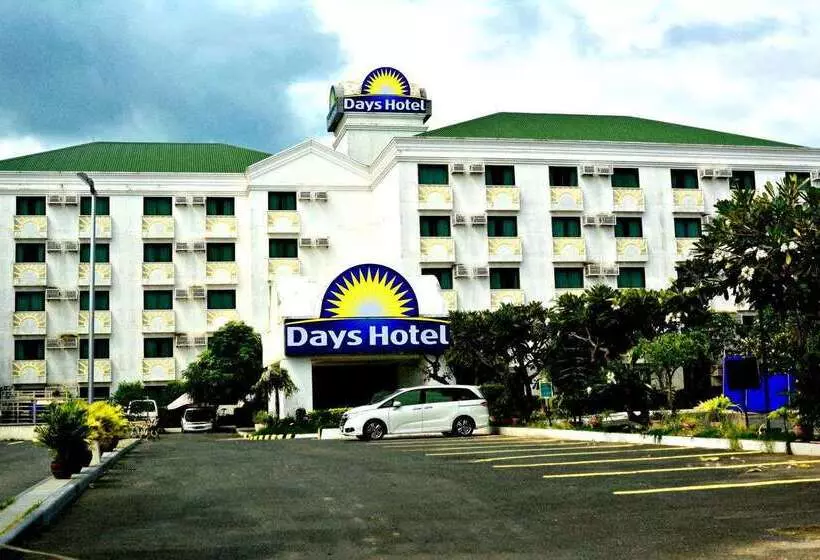 Days Hotel Batangas