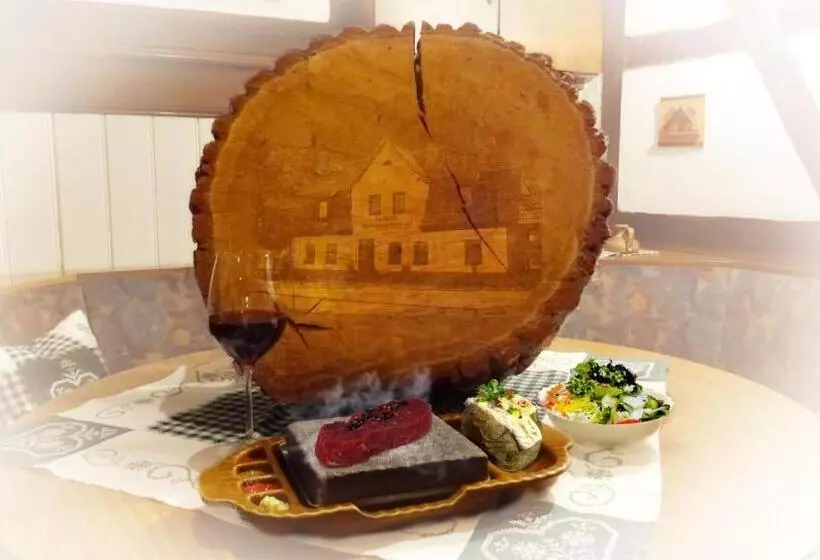 ホテル Gästezimmer Zum Krug Im Grünen Kranze