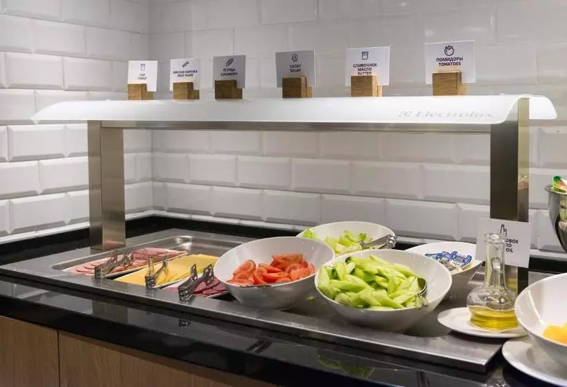 Hotelli Holiday Inn Express Moscow  Khovrino, An Ihg