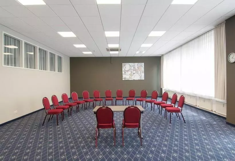 Hotel Holiday Inn Munich Unterhaching, An Ihg