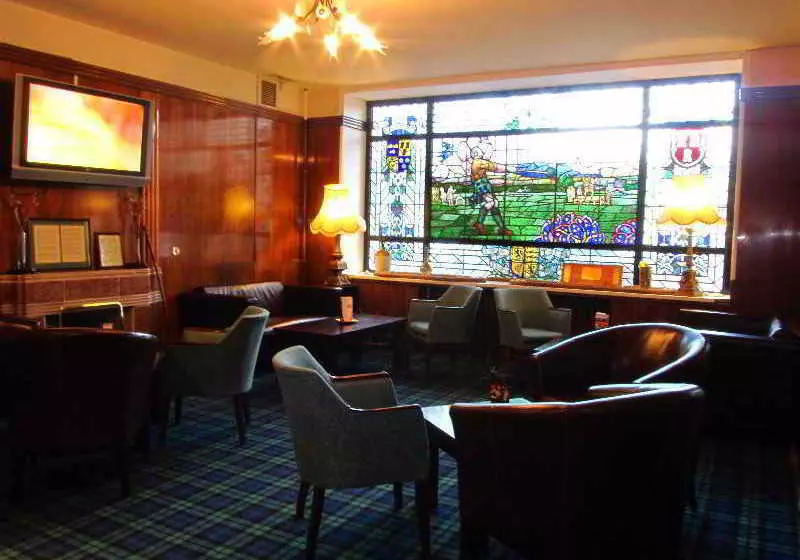 ホテル Huntly Arms