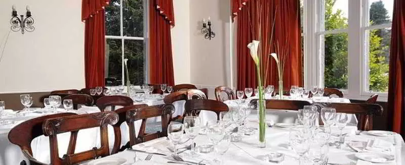 ホテル Huntly Arms