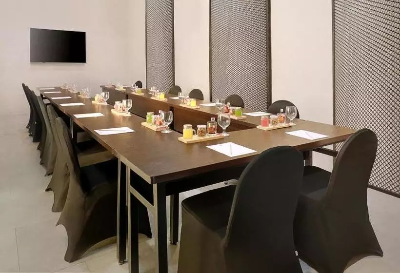 هتل Ibis Yogyakarta Malioboro