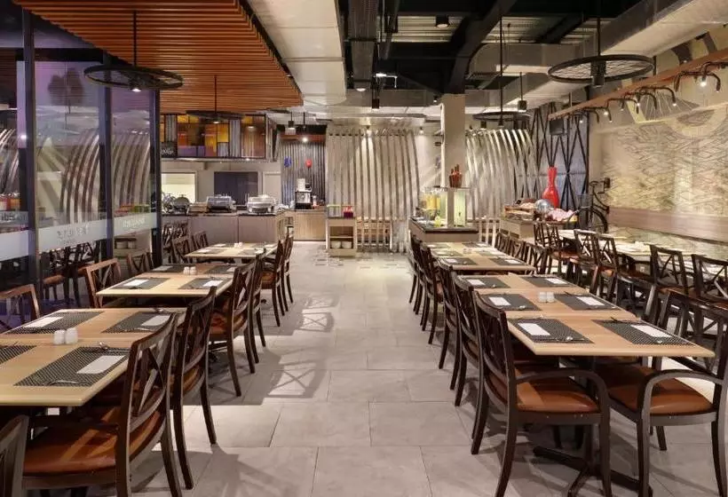 هتل Ibis Yogyakarta Malioboro