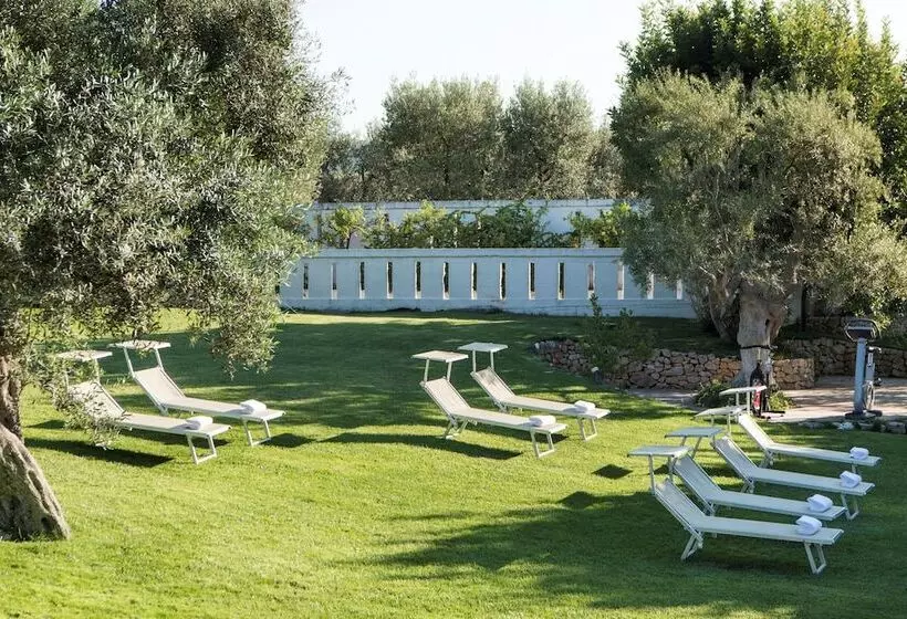 Отель Masseria Il Melograno