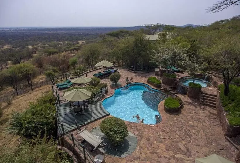 בית מלון כפרי Kirawira Serena Camp