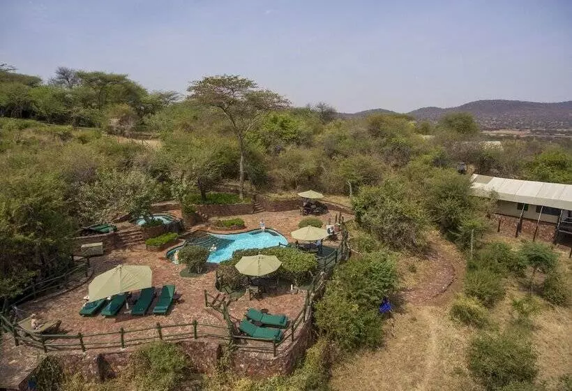 בית מלון כפרי Kirawira Serena Camp