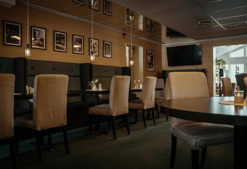 هتل L Entré Norr