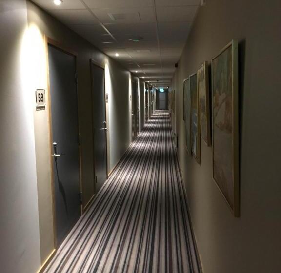 هتل L Entré Norr