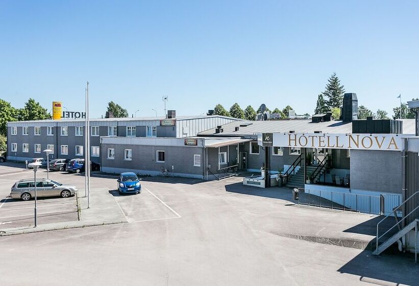 هتل L Nova