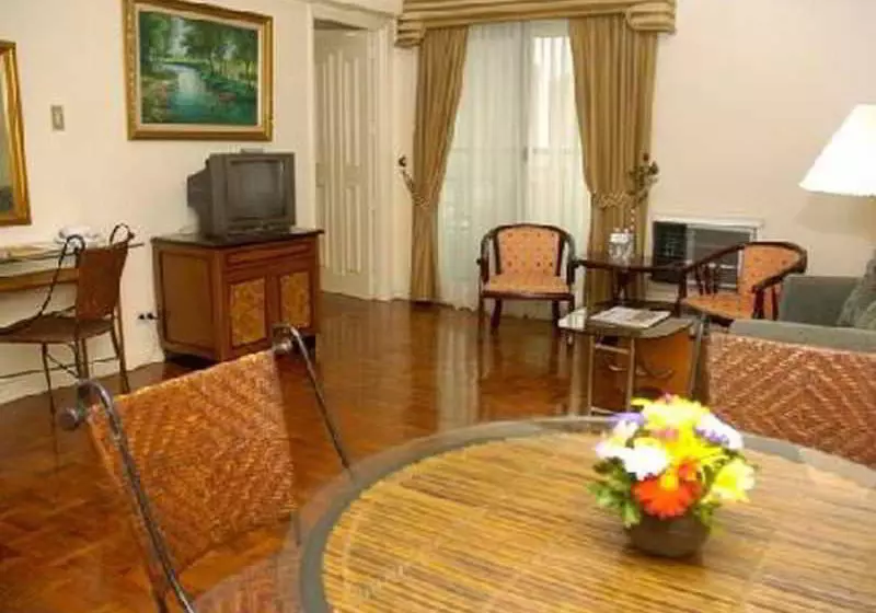 בית מלון כפרי Millennium Plaza Serviced Residences 