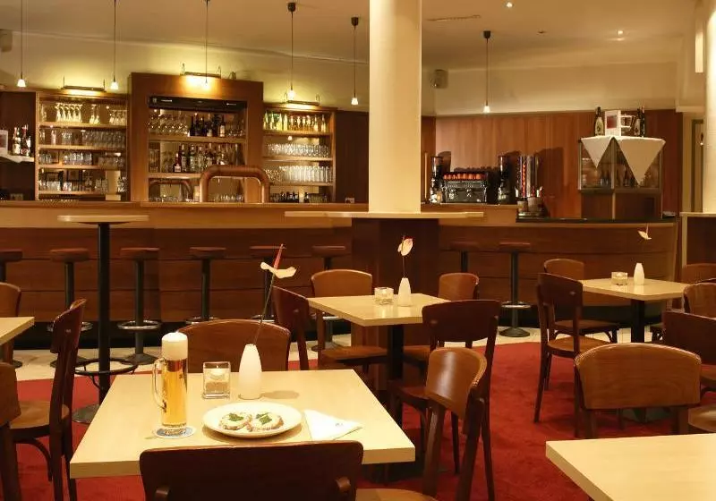 هتل Nh Berlin Potsdam Conference Center