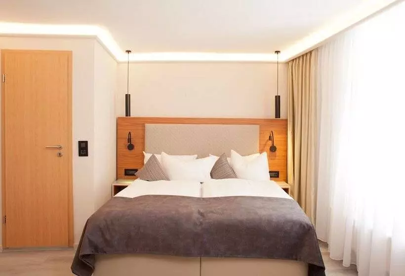 酒店 Schweriner Hof