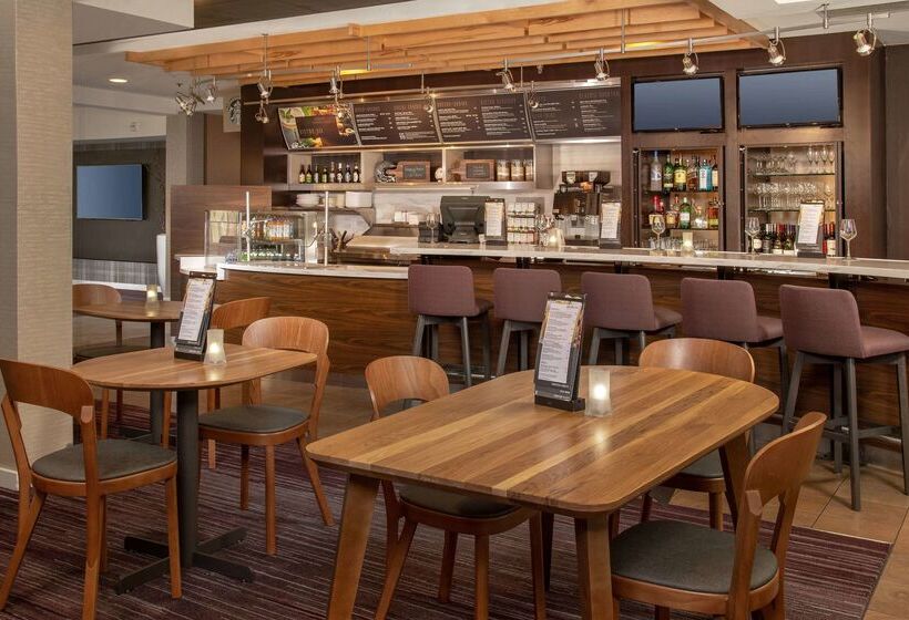 فندق Sonesta Select Newark Christiana Mall