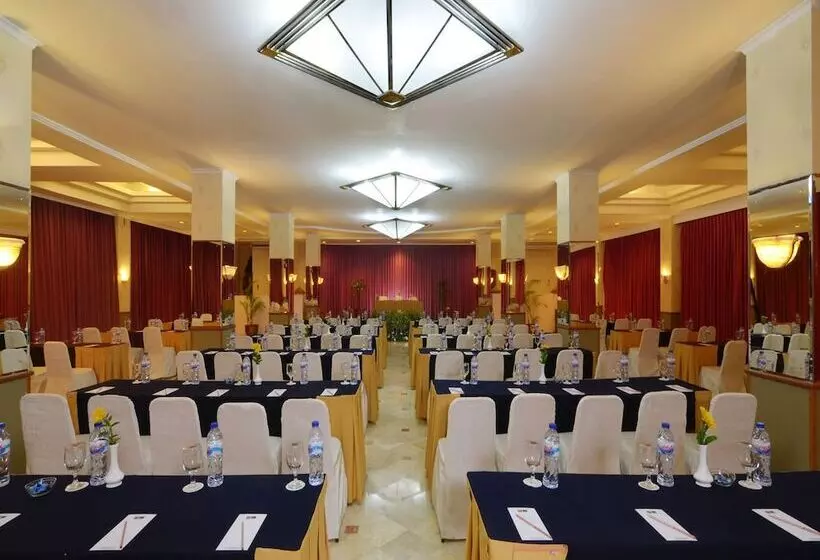 Szálloda The Jayakarta Suites Bandung