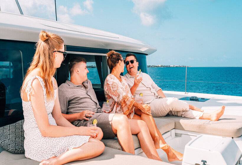 Van Der Valk Plaza Beach & Dive Resort Bonaire