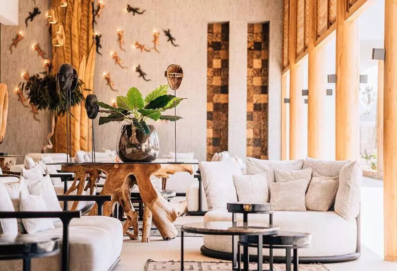 Van Der Valk Plaza Beach & Dive Resort Bonaire