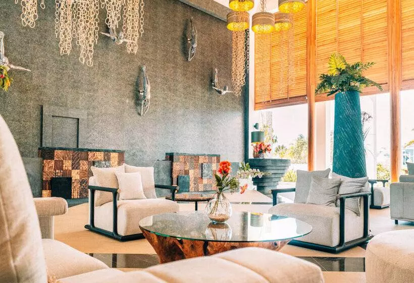 Van Der Valk Plaza Beach & Dive Resort Bonaire