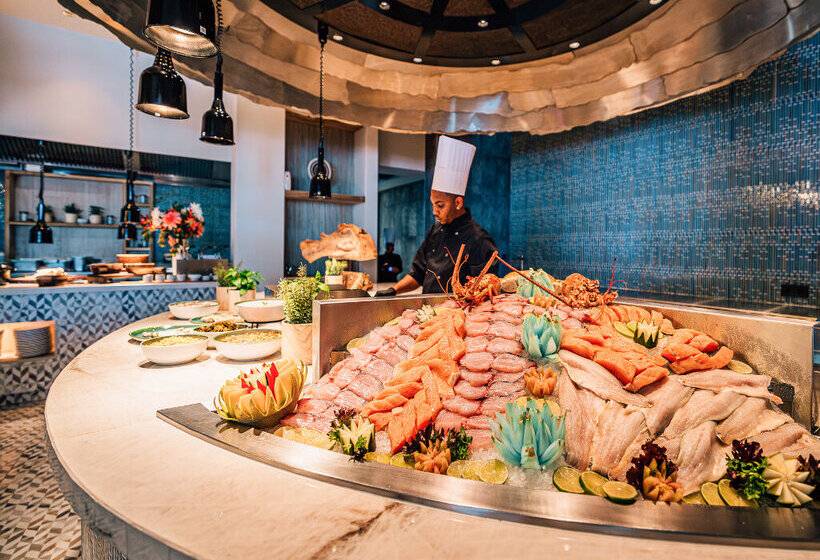 Van Der Valk Plaza Beach & Dive Resort Bonaire