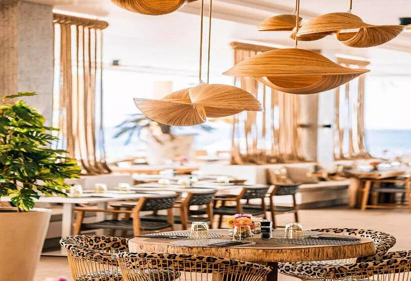 Van Der Valk Plaza Beach & Dive Resort Bonaire