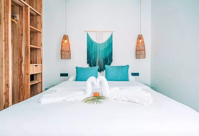 Van Der Valk Plaza Beach & Dive Resort Bonaire