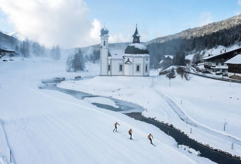 בית מלון כפרי A Vita Viktoria & A Vita Living Luxury Apartments