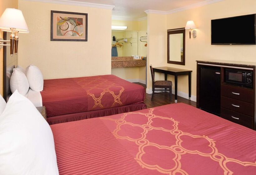 호텔 Americas Best Value Inn Rialto