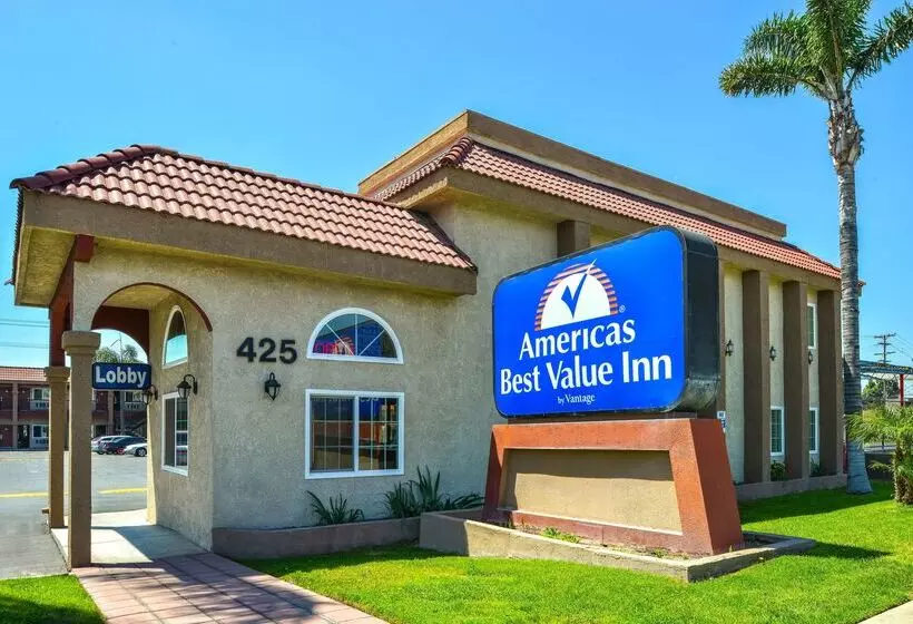 בית מלון כפרי Americas Best Value Inn Rialto