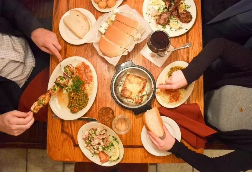 בית מלון כפרי Atheneum Suite