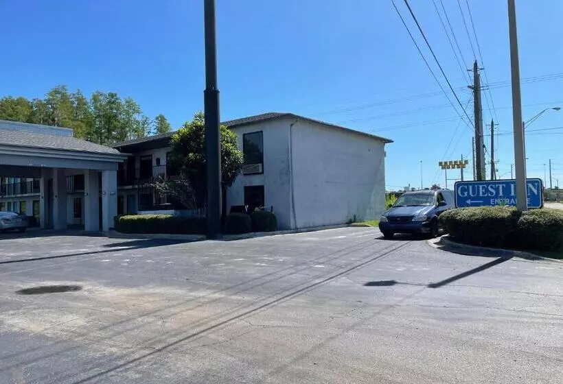 Отель Guest Inn Lake City