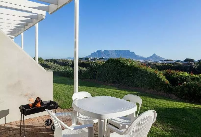 בית מלון כפרי Dolphin Beach