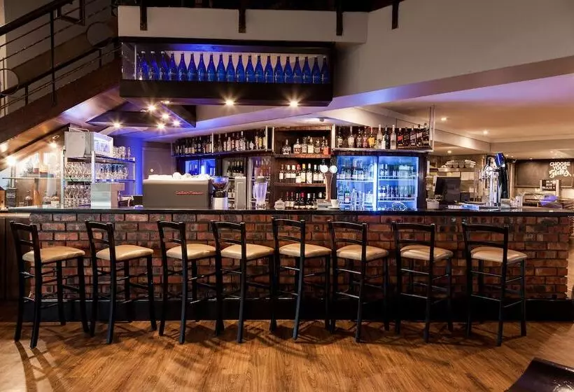 בית מלון כפרי Dolphin Beach